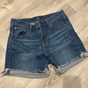 Gap denim shorts. 28